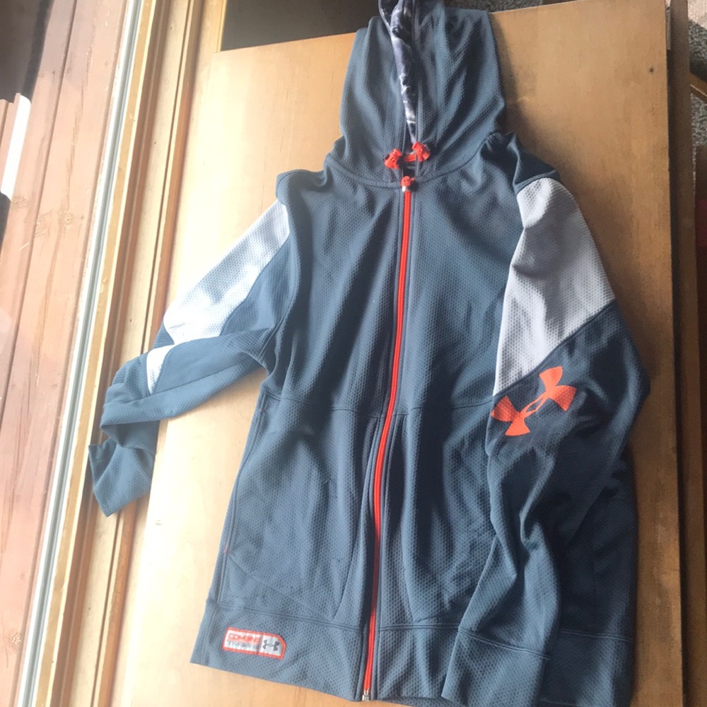 Under armour combine zip up